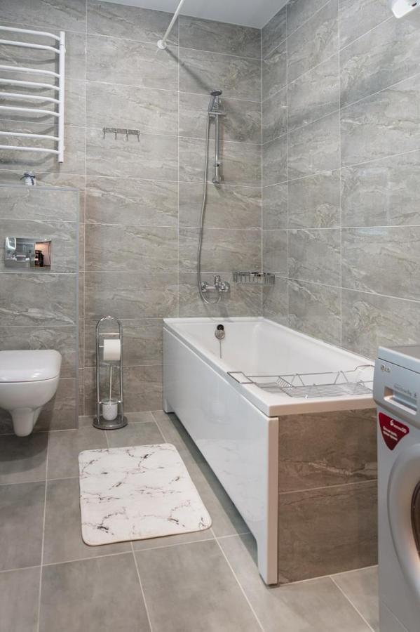 Apartamento Жк Светлопарк Kiev Exterior foto